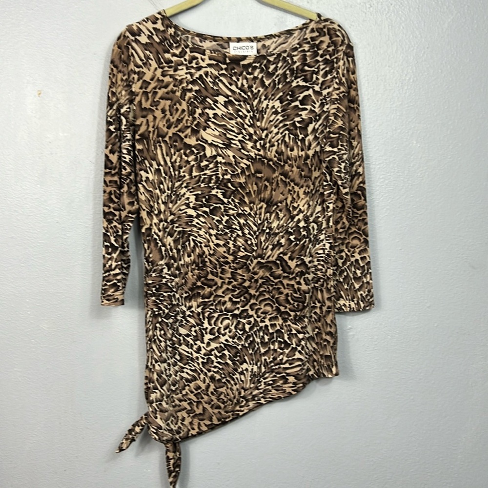 Chico’s Travelers Brown Tan Animal Print Asymmetrical Hem Tunic Top Small